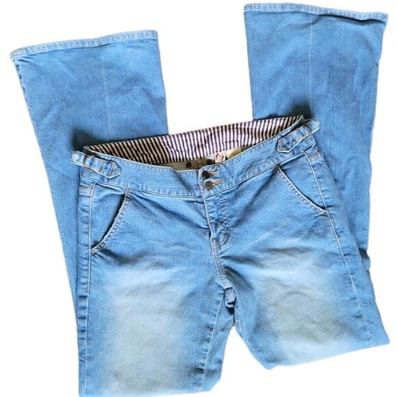 G UNIT Blue Flare Jeans - 9 - Picture 1 of 12